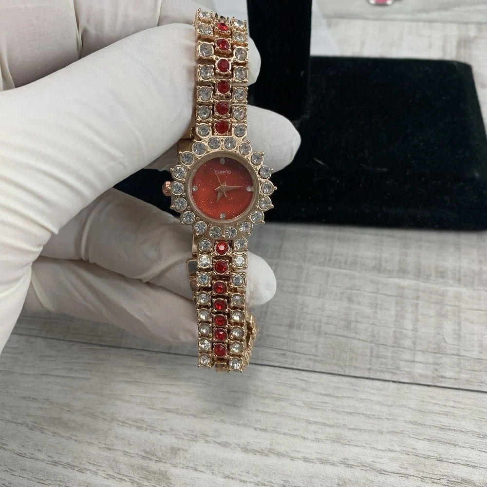Women's Red‎ Gemmed Quartz Wristwatch Gold Tone Metal Bracelet Analog Dress